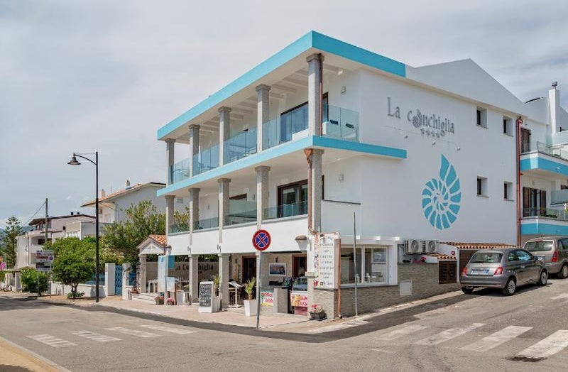 Hotel Ristorante La Conchiglia In Cala Gonone Italy